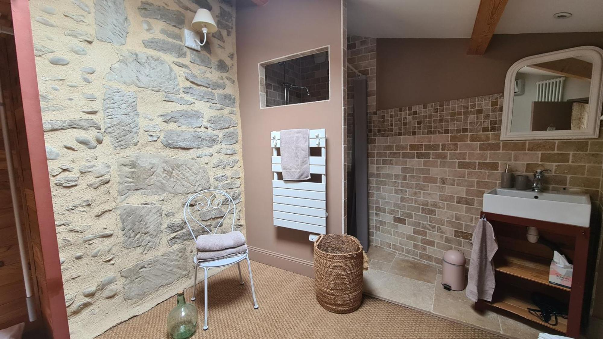 Gite Le Caprice Spa & Sauna Génissieux المظهر الخارجي الصورة