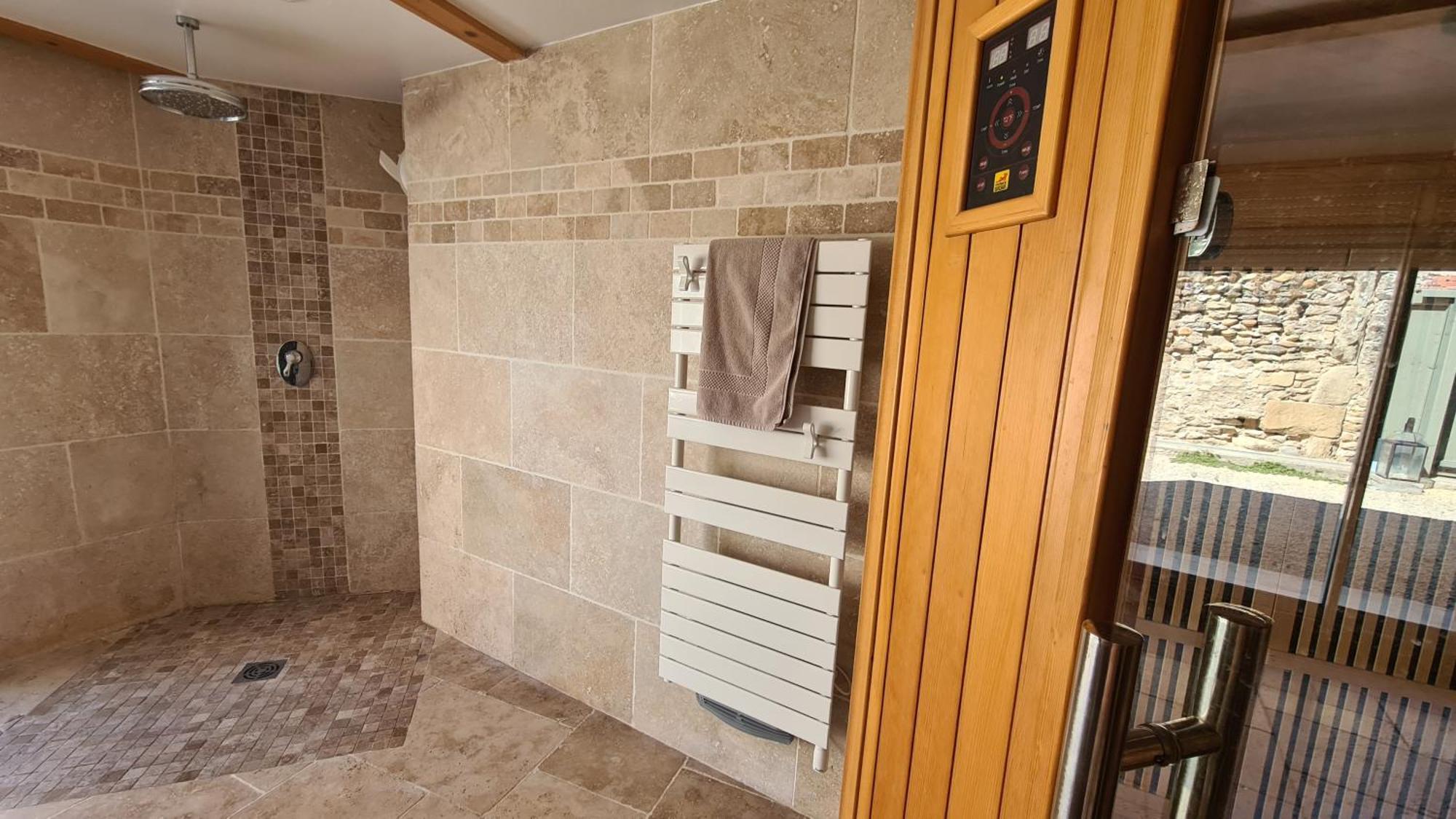 Gite Le Caprice Spa & Sauna Génissieux المظهر الخارجي الصورة